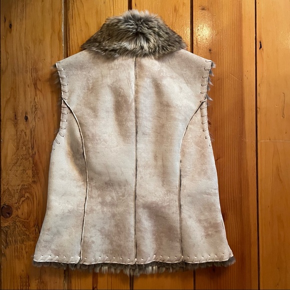 NWOT Sally Faux Fur Suede Vest - Picture 2 of 5